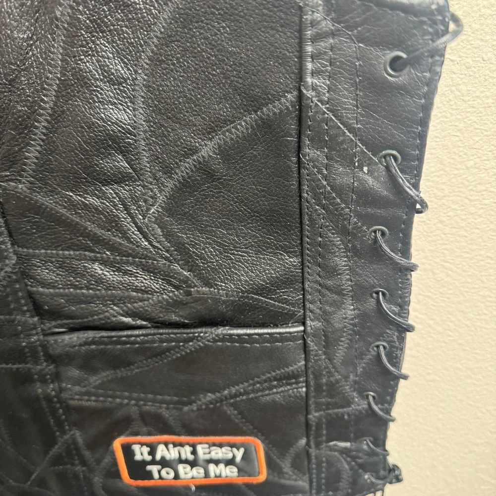 Diamond Plate Buffalo Leather Black Biker Vest with Patches Embroidered Mens XL‎